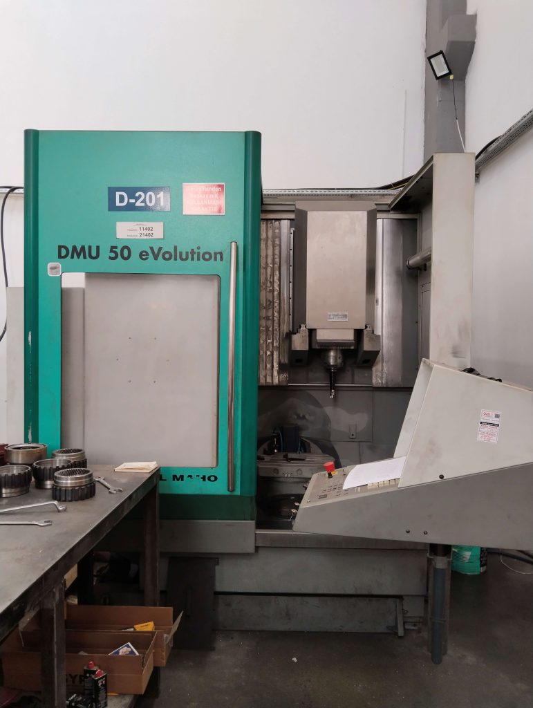 CNC Dikey Makine